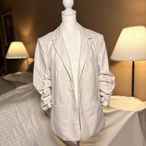 Cinq à Sept Ivory Vegan Leather Ruched Sleeve Blazer